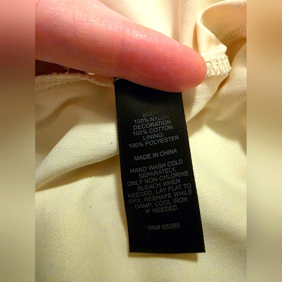 Express Embroidered Pullover Sheath Dress - size Small- NWOT💒 - Picture 4 of 5